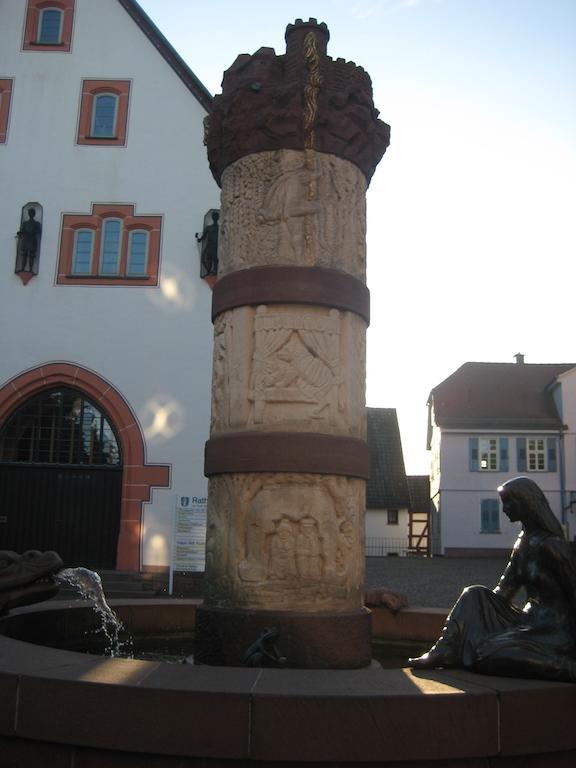 Burgmannenhaus Hotel Steinau an der Straße Kültér fotó