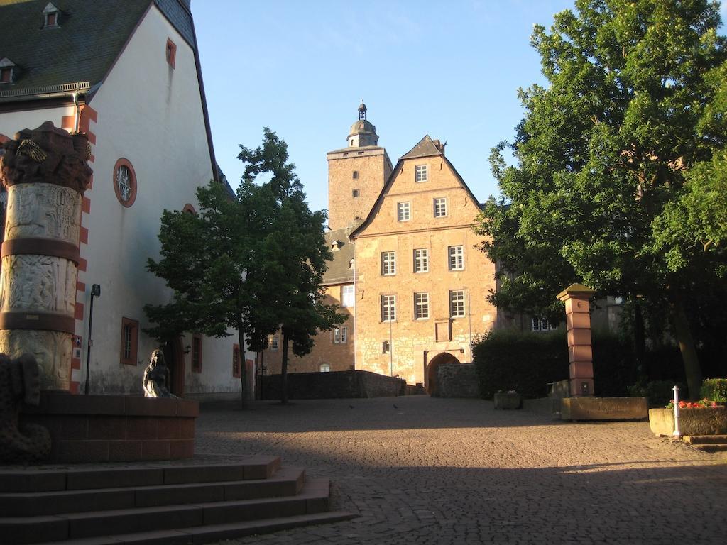 Burgmannenhaus Hotel Steinau an der Straße Kültér fotó